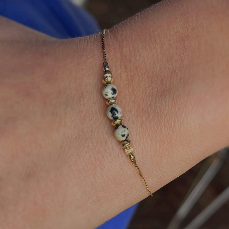 bracelet-jaspe-dalmatien-plaque-or