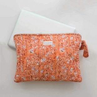 pochette-ordinateur-fleurie-bindi-atelier