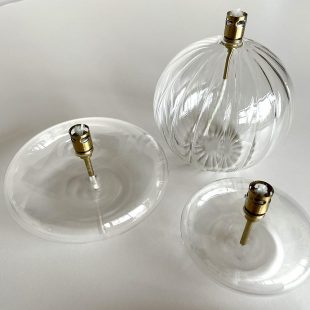 chezpaulette.store-periglass-lampe-a-huile-boule-verre-transparent-ambiance-3